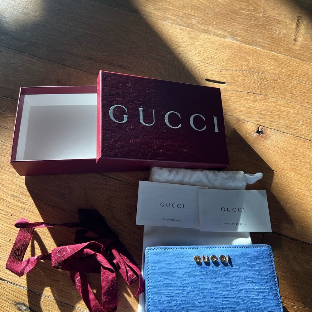 Gucci Periwinkle Blue Leather Wallet